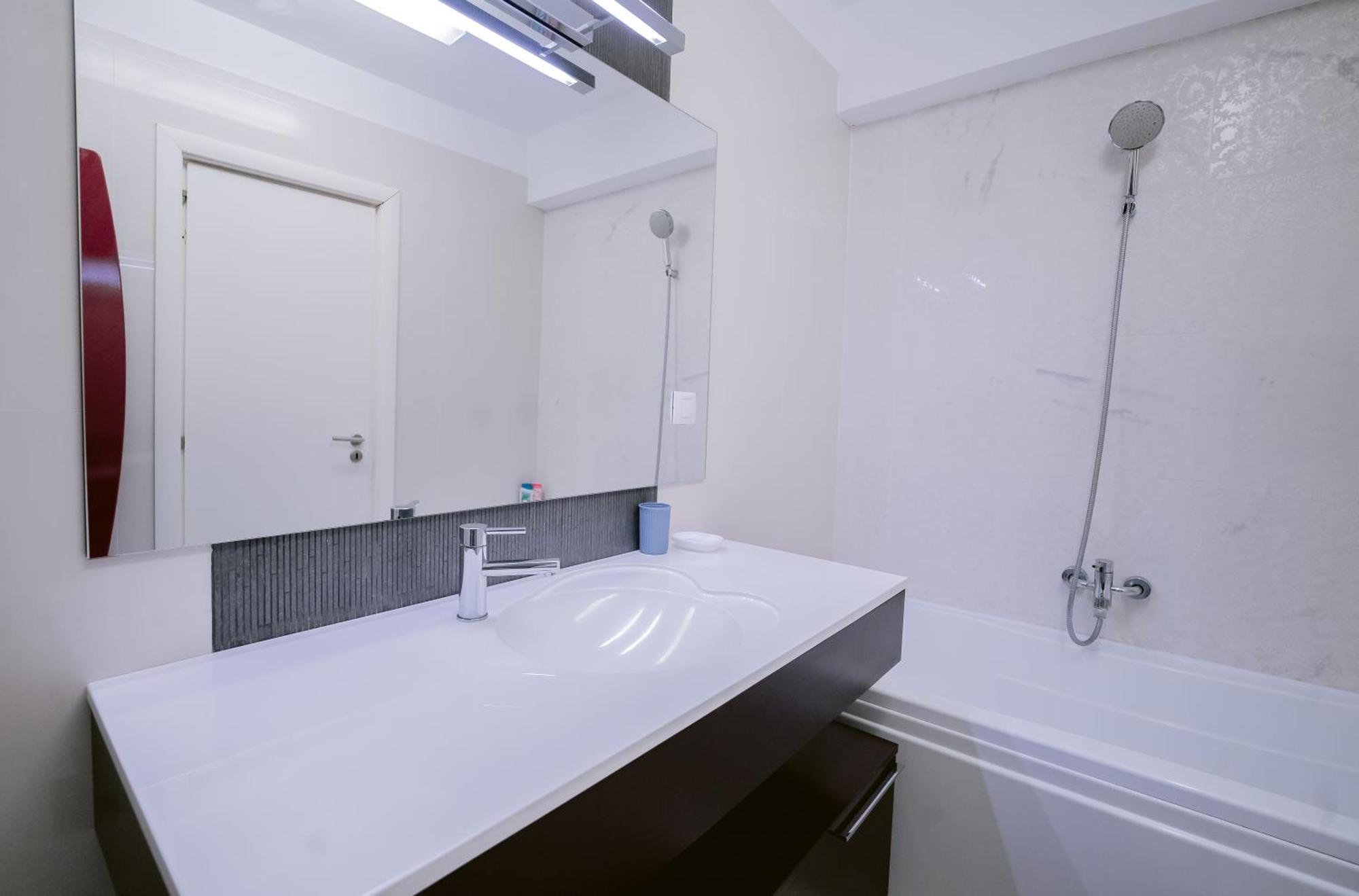 Residence Dorobanti Pearl Бухарест Экстерьер фото